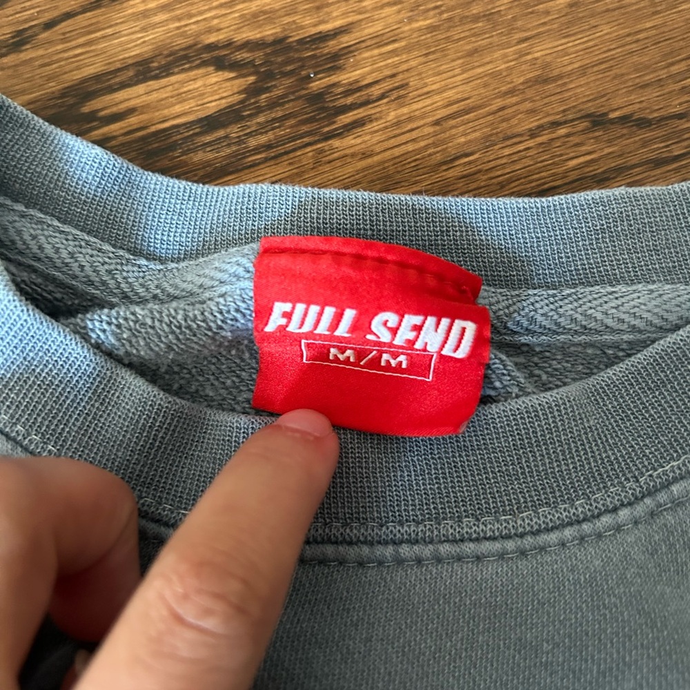Comfy full send (nelk) crew neck, no stains